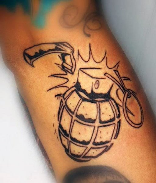 tatuaje granada 49