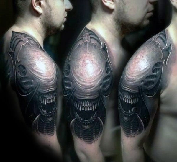 tatuaje alien 01