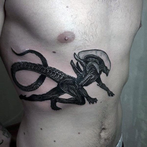 tatuaje alien 87