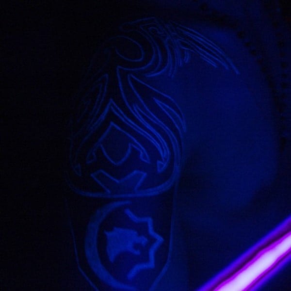 tatuaje brillan en la oscuridad 97