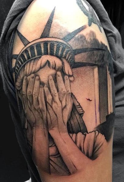 tatuaje estatua de la libertad 101