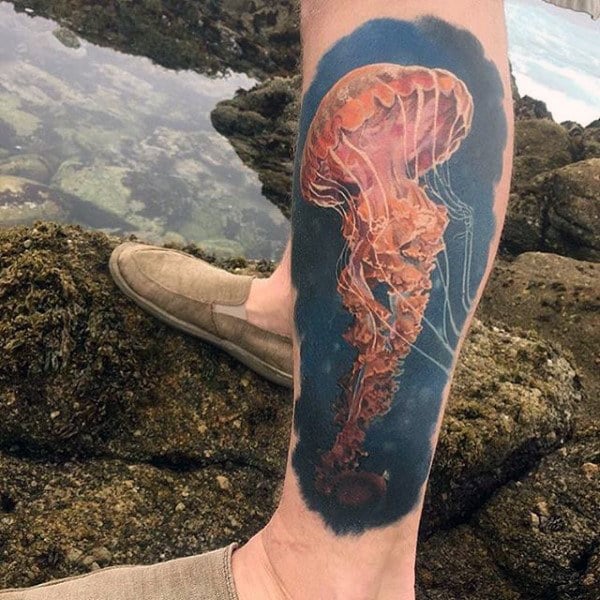 95 Tatuajes de medusas marinas (Con el significado)