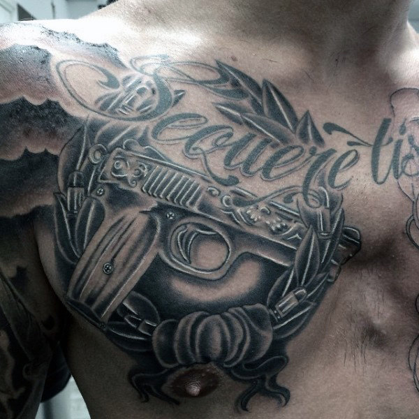 tatuaje pistola hombre 71