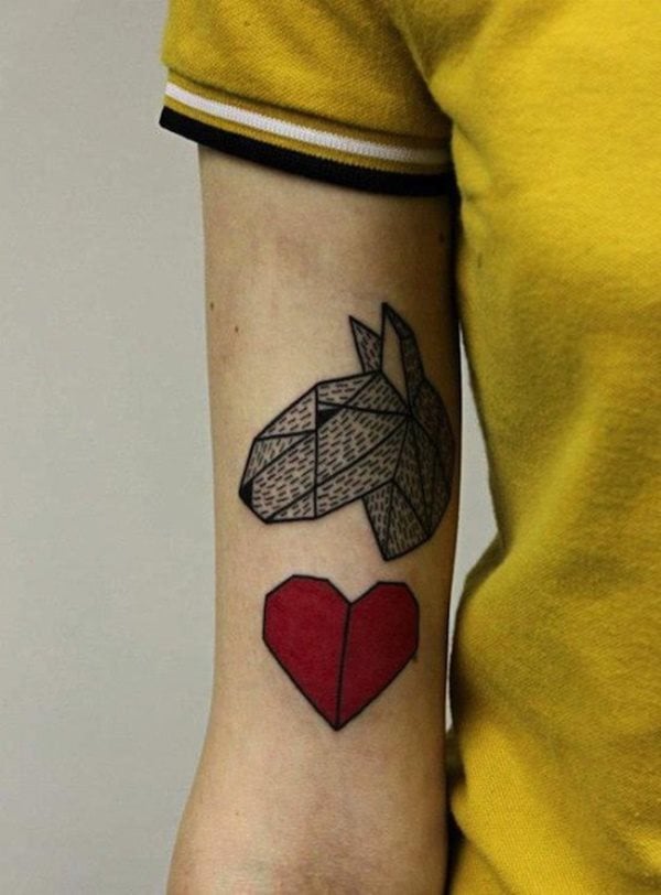tatuaje corazon 369