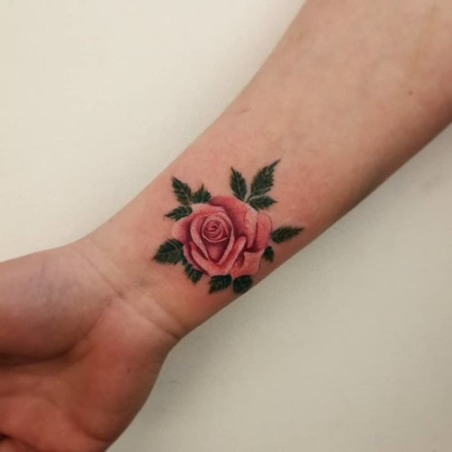 tatuaje rosa 141