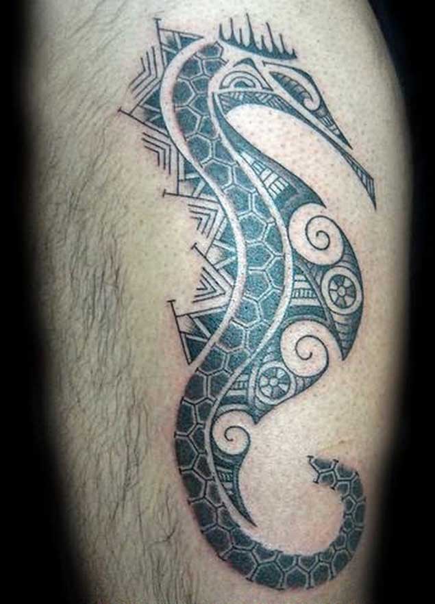 tatuaje caballito de mar 50
