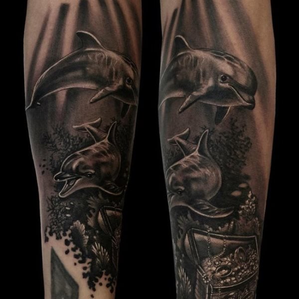tatuaje delfin 68