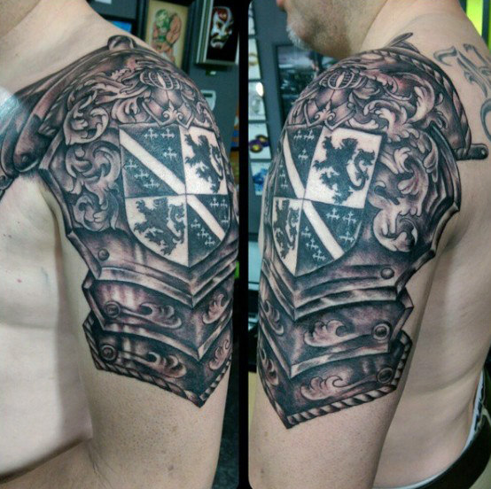 tatuaje escudo familia heraldico 72