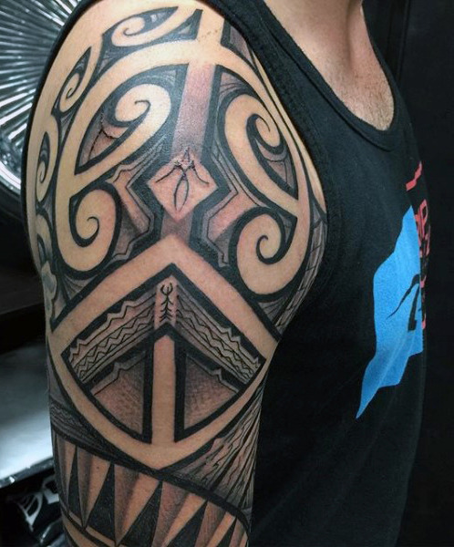 tatuaje hawaiano 104