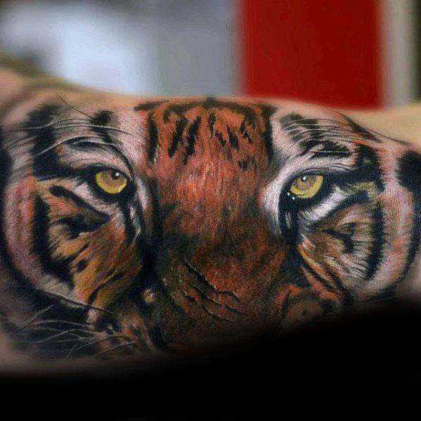 tatuaje ojos de tigre 11