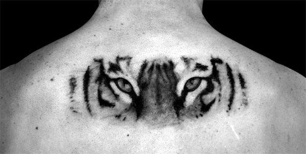 tatuaje ojos de tigre 63