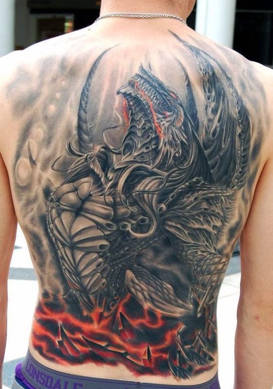 tatuaje dragon en espalda 24