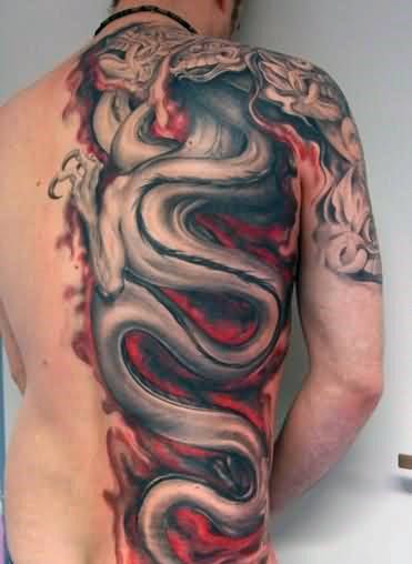 tatuaje dragon en espalda 68