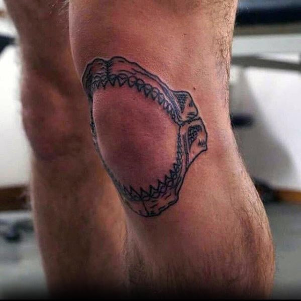 tatuaje mandibula tiburon 90