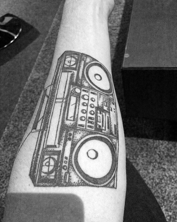 tatuaje radio antigua 24