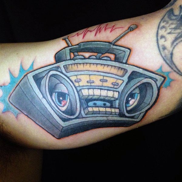 tatuaje radio antigua 38