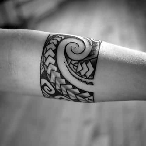 tatuaje brazalete tribal 07