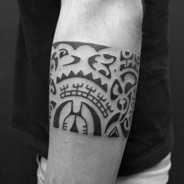 tatuaje brazalete tribal 85
