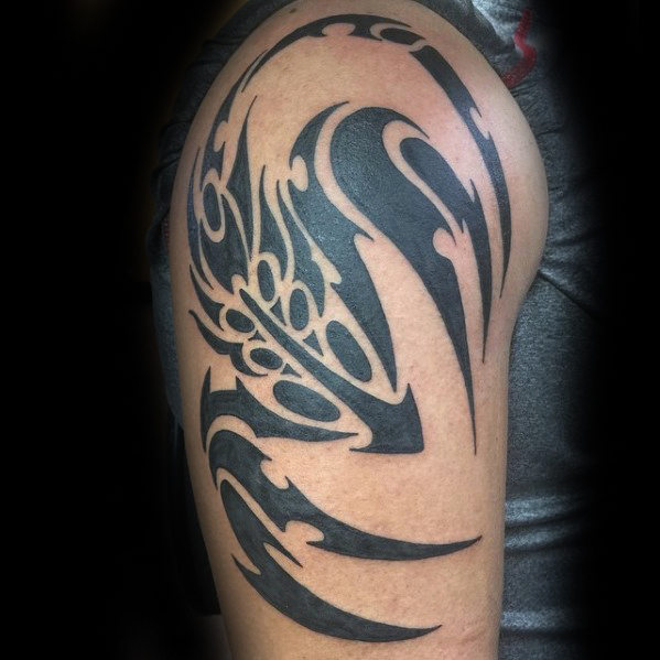 tatuaje escorpion tribal 43