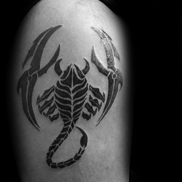 tatuaje escorpion tribal 89