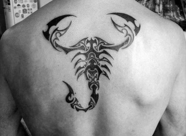 tatuaje escorpion tribal 93