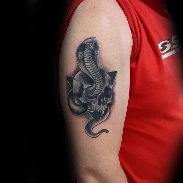tatuaje serpiente cobra 237