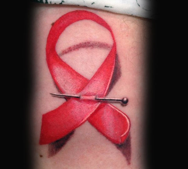 tatuaje lazo contra cancer 159