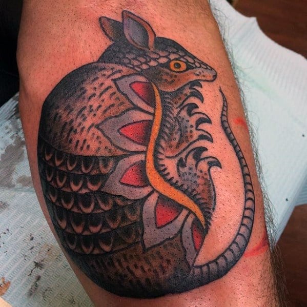 tatuaje armadillo 33