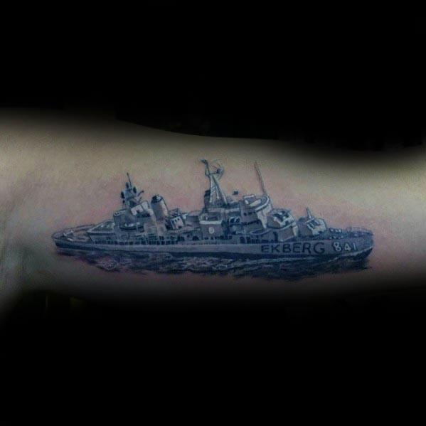tatuaje barco guerra acorazado 11