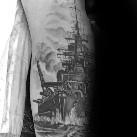 tatuaje barco guerra acorazado 13