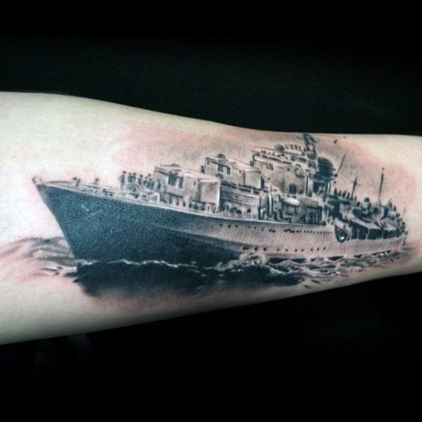 tatuaje barco guerra acorazado 69