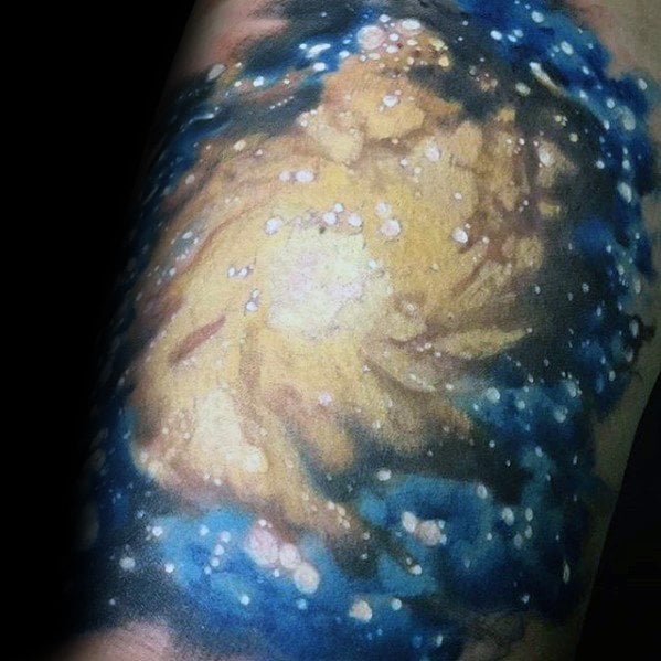 tatuaje nebulosa 53