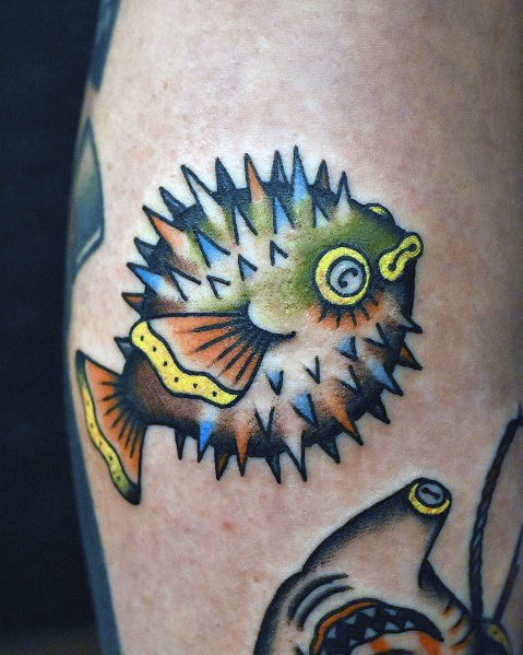 tatuaje pez globo 37