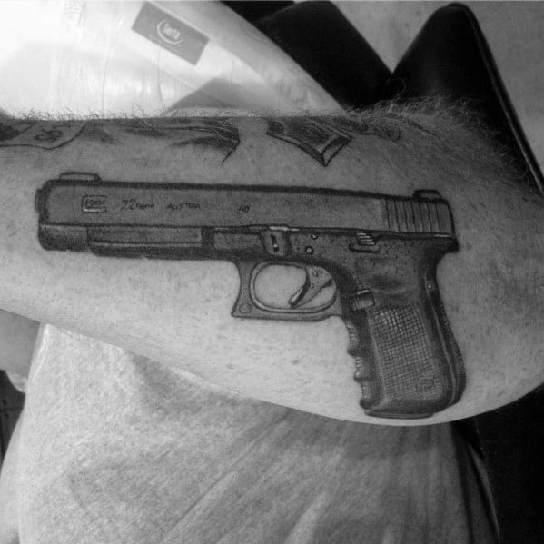 tatuaje pistola glock 57