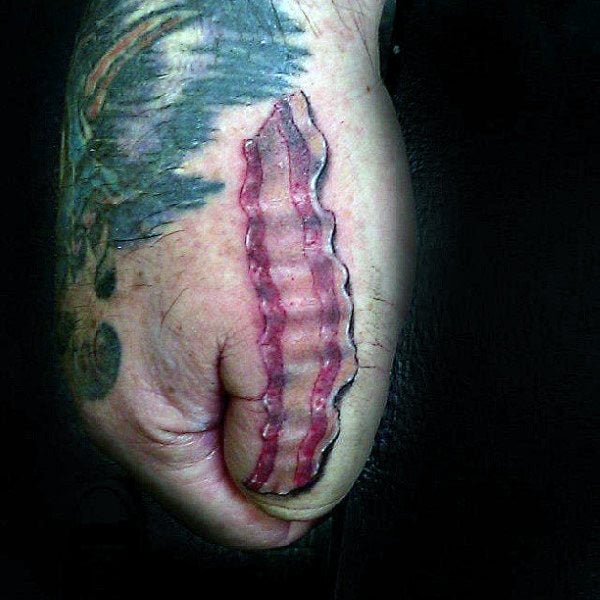 tatuaje bacon panceta 51