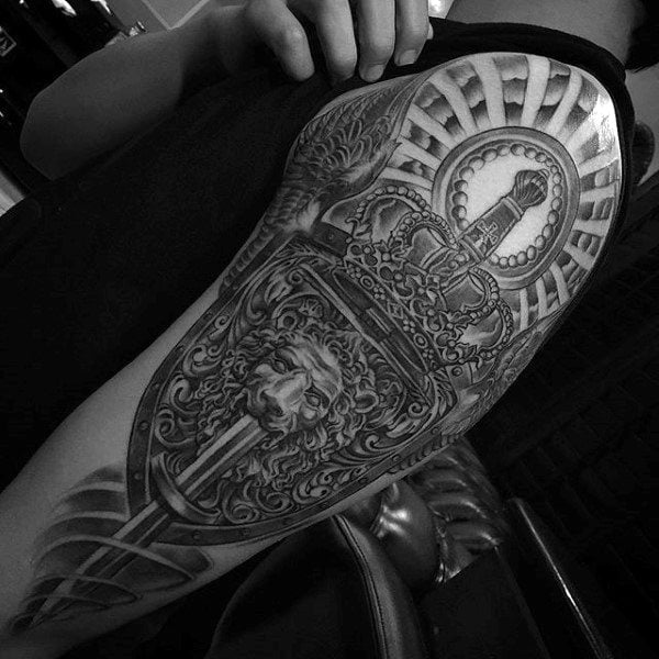 tatuaje corona 115