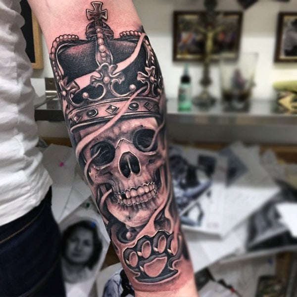 tatuaje corona 45