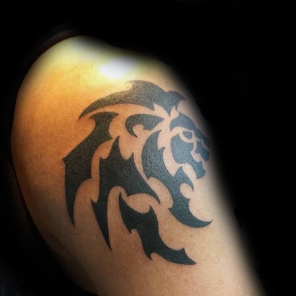 tatuaje leon estilo tribal 65