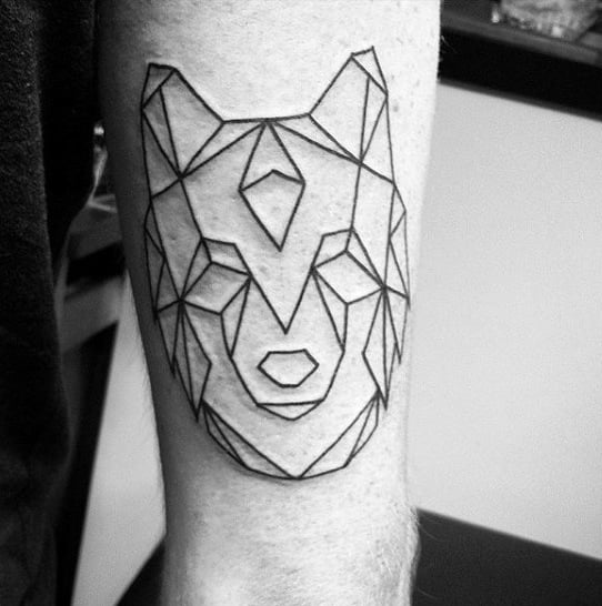 tatuaje lobo geometrico 141