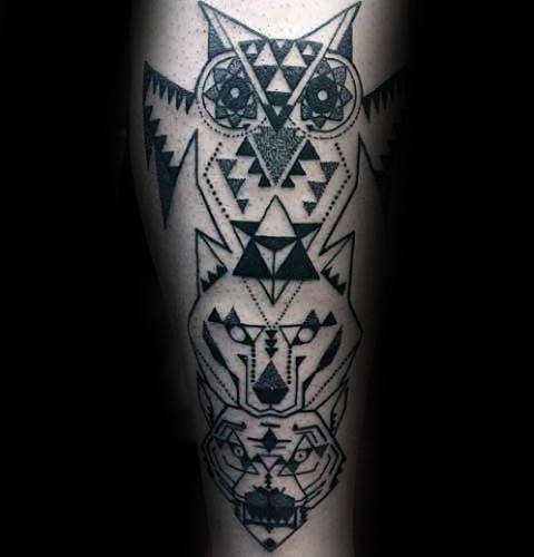 tatuaje lobo geometrico 157