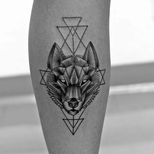 tatuaje lobo geometrico 161