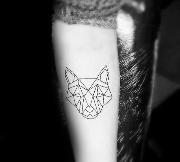 tatuaje lobo geometrico 59