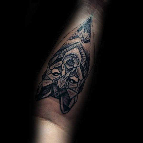 tatuaje lobo geometrico 85