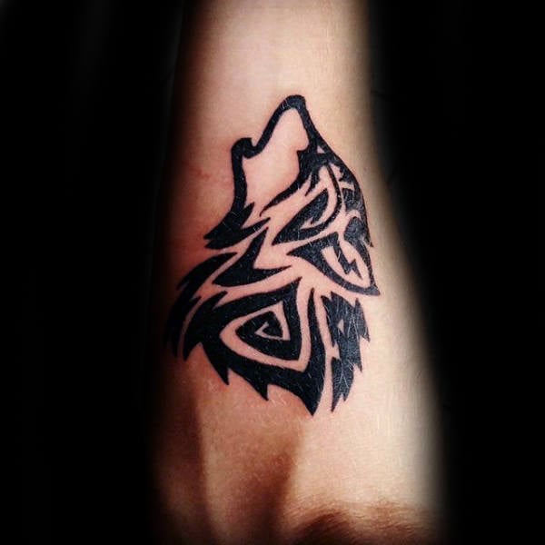 tatuaje lobo tribal 17