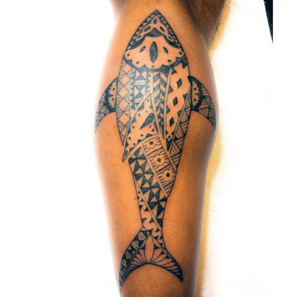 tatuaje tiburon tribal 07