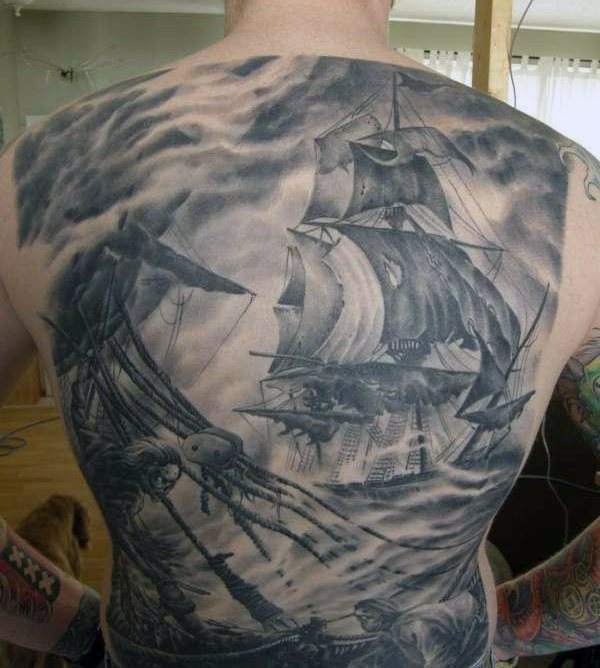 tatuaje barco 106