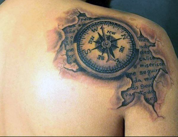 tatuaje brujula 109