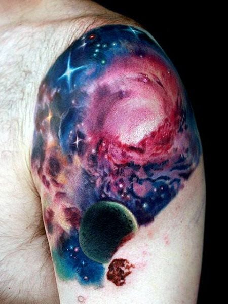 tatuaje espacio sideral 169