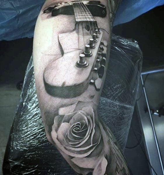 tatuaje guitarra 181