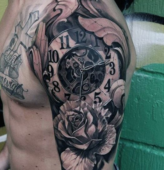 tatuaje reloj 61